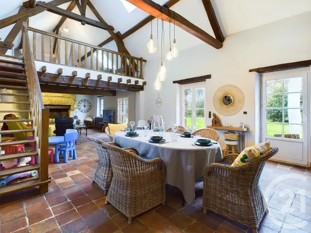 Afficher la photo en grand Maison à vendre - 5 pièces - 234,77 m2 - Chartres - 28 - CENTRE