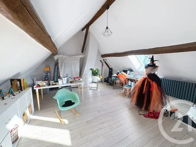 Afficher la photo en grand Maison à vendre - 5 pièces - 234,77 m2 - Chartres - 28 - CENTRE