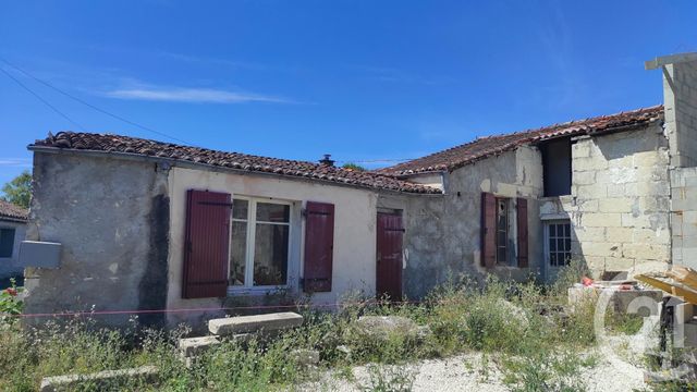 Maison à vendre - 3 pièces - 90 m2 - Saintes - 17 - POITOU-CHARENTES