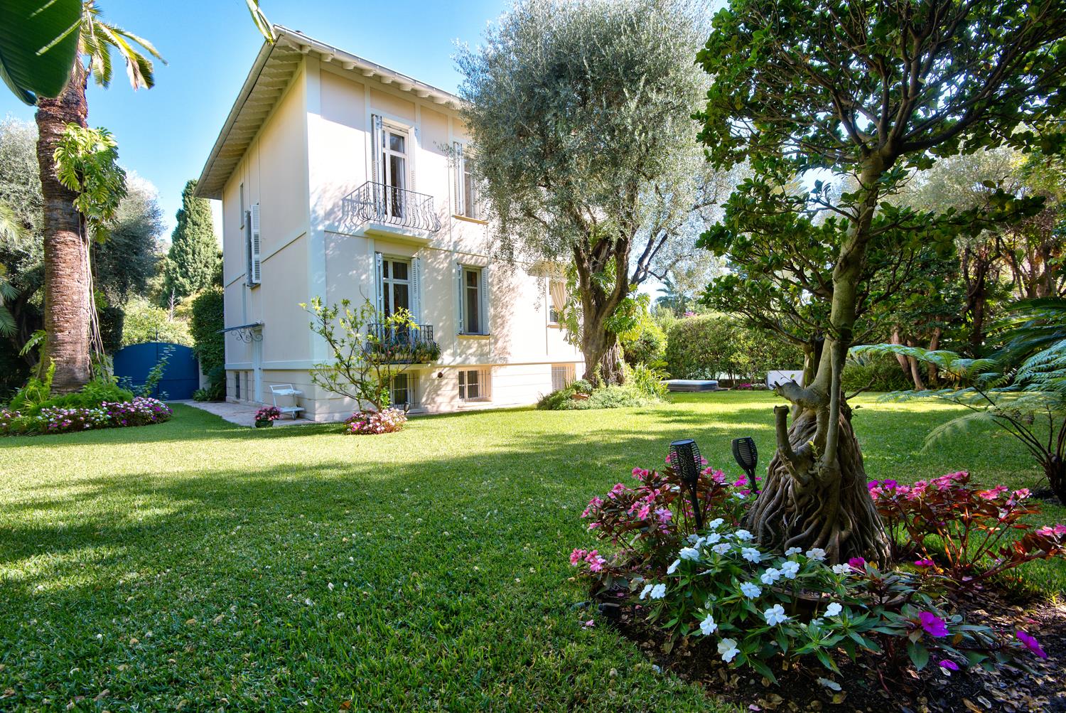 maison  - BEAULIEU SUR MER- 06