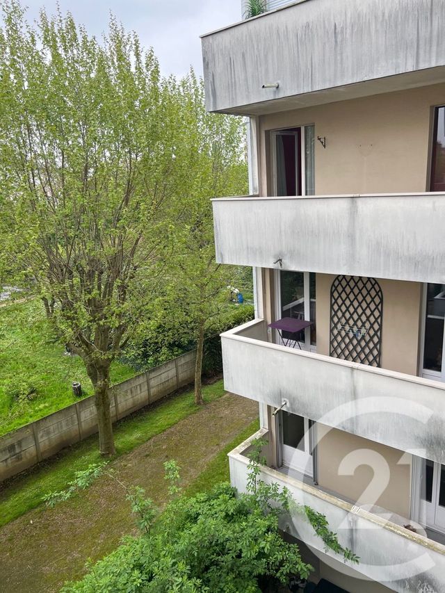 Appartement F4 à vendre - 4 pièces - 84,18 m2 - Bondy - 93 - ILE-DE-FRANCE