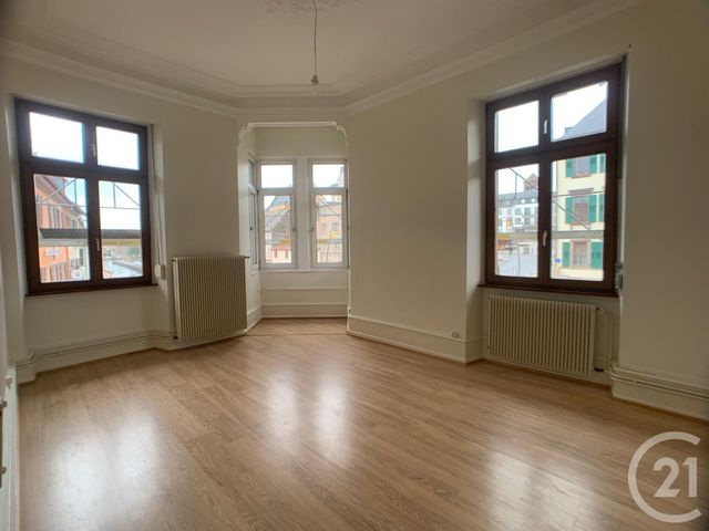 Appartement F4 à louer - 4 pièces - 91,78 m2 - Saverne - 67 - ALSACE