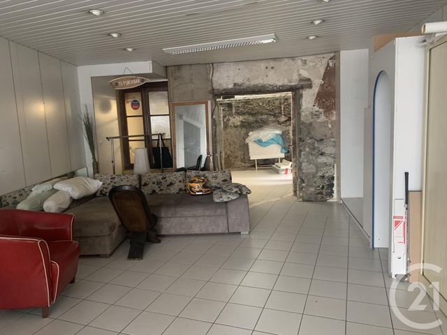 Local commercial à louer - 133.0 m2 - 50 - Manche