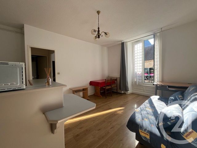 Appartement F2 à vendre - 2 pièces - 38 m2 - Aurillac - 15 - AUVERGNE