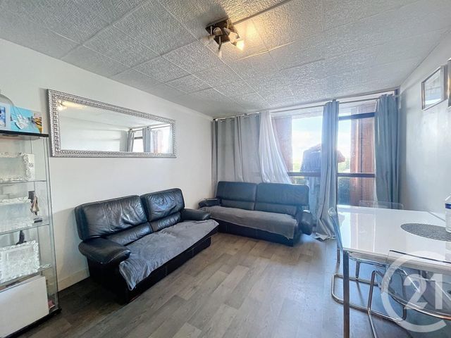 Appartement F3 à vendre - 3 pièces - 53,55 m2 - Garges Les Gonesse - 95 - ILE-DE-FRANCE