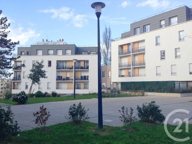 Appartement F4 à vendre - 4 pièces - 74,06 m2 - Garges Les Gonesse - 95 - ILE-DE-FRANCE