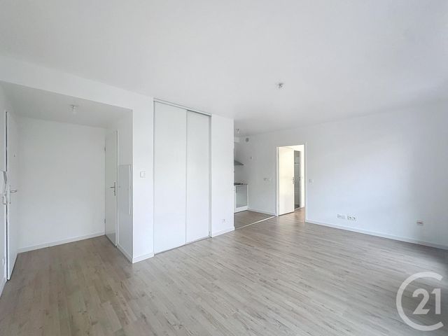 Appartement à vendre - 2 pièces - 38 m2 - Garges Les Gonesse - 95 - ILE-DE-FRANCE