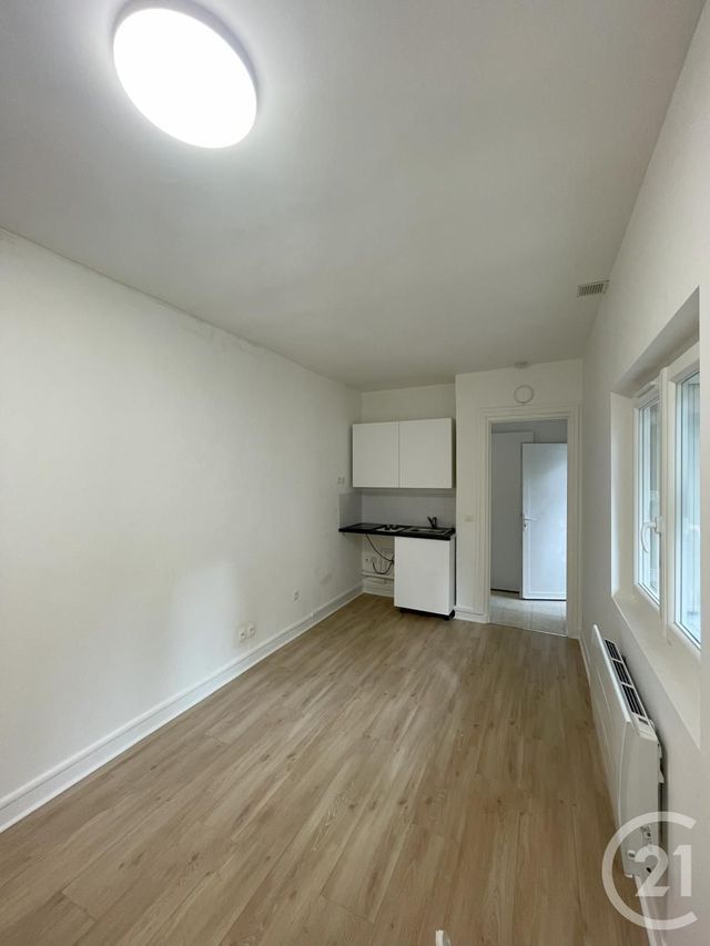 Appartement Studio à louer - 1 pièce - 15,83 m2 - Villejuif - 94 - ILE-DE-FRANCE