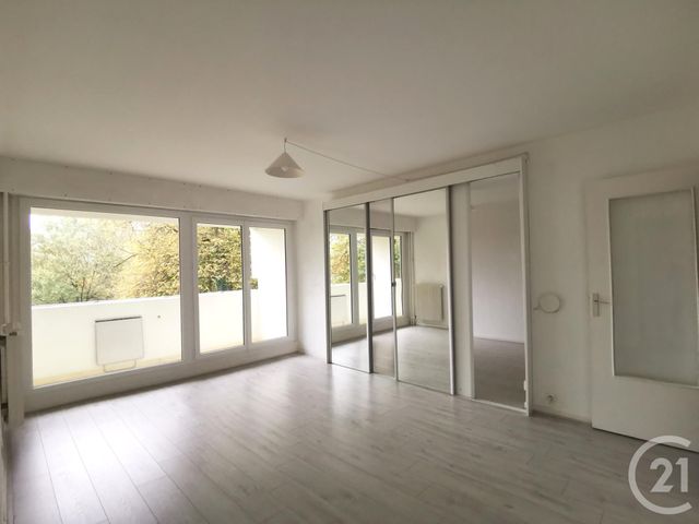 Appartement F4 à louer - 4 pièces - 84,70 m2 - Brunoy - 91 - ILE-DE-FRANCE