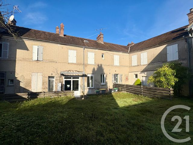 Immeuble à vendre - 238 m2 - Moret Loing Et Orvanne - 77 - ILE-DE-FRANCE