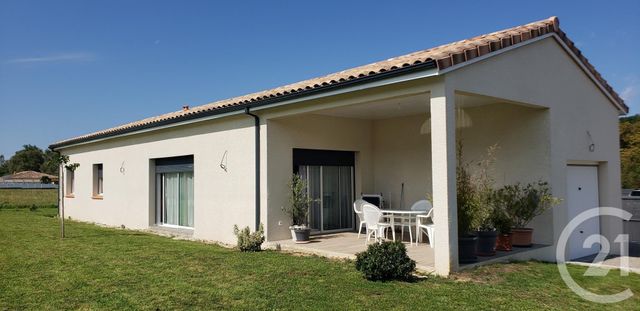 Maison à vendre - 4 pièces - 105 m2 - Le Peyrat - 09 - MIDI-PYRENEES