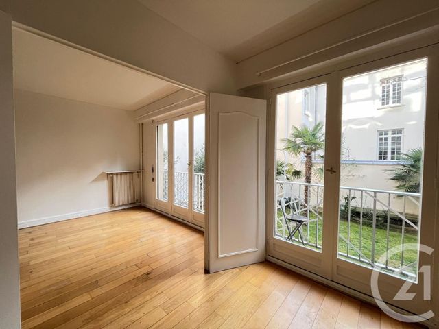 Appartement F2 à vendre - 2 pièces - 43,10 m2 - Paris - 75016 - ILE-DE-FRANCE