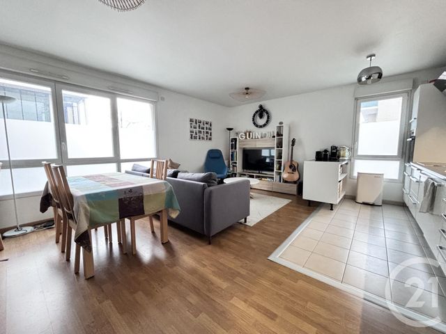 Appartement F3 à vendre - 3 pièces - 63 m2 - La Plaine St Denis - 93 - ILE-DE-FRANCE