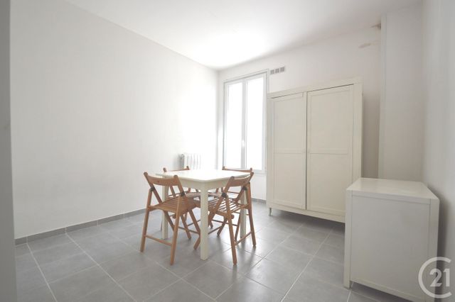 Appartement F1 à louer - 1 pièce - 22,15 m2 - La Plaine St Denis - 93 - ILE-DE-FRANCE