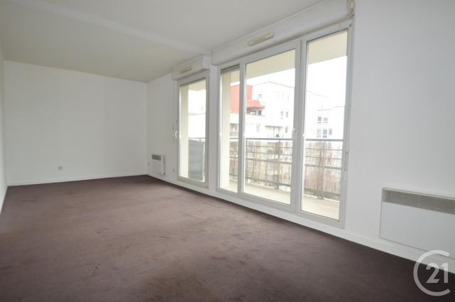 Appartement F2 à louer - 2 pièces - 46,25 m2 - La Plaine St Denis - 93 - ILE-DE-FRANCE