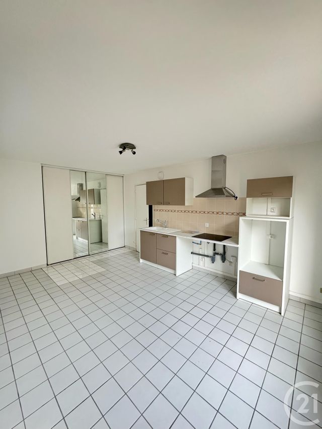 Appartement F2 à louer - 2 pièces - 37,61 m2 - Bretigny Sur Orge - 91 - ILE-DE-FRANCE