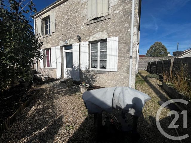 Appartement F4 à vendre - 4 pièces - 99 m2 - Beaugency - 45 - CENTRE