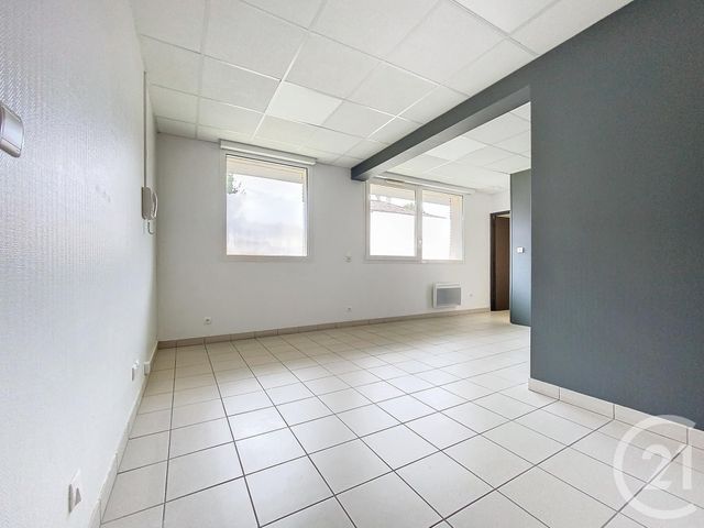 Local commercial à louer - 38.0 m2 - 51 - Marne