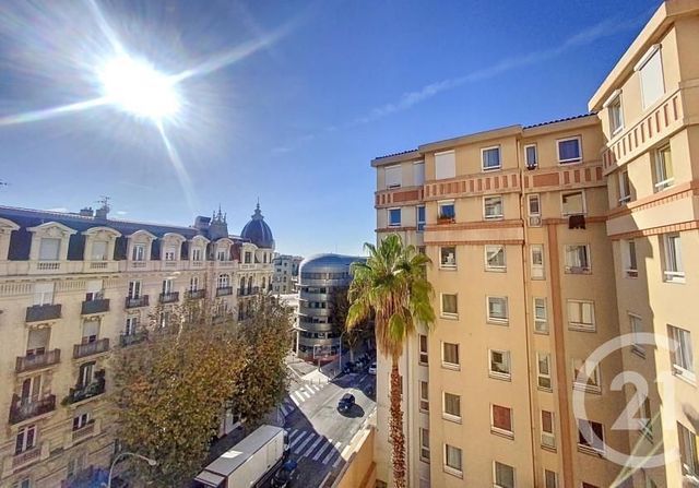 Appartement F2 à vendre - 2 pièces - 28 m2 - Nice - 06 - PROVENCE-ALPES-COTE-D-AZUR