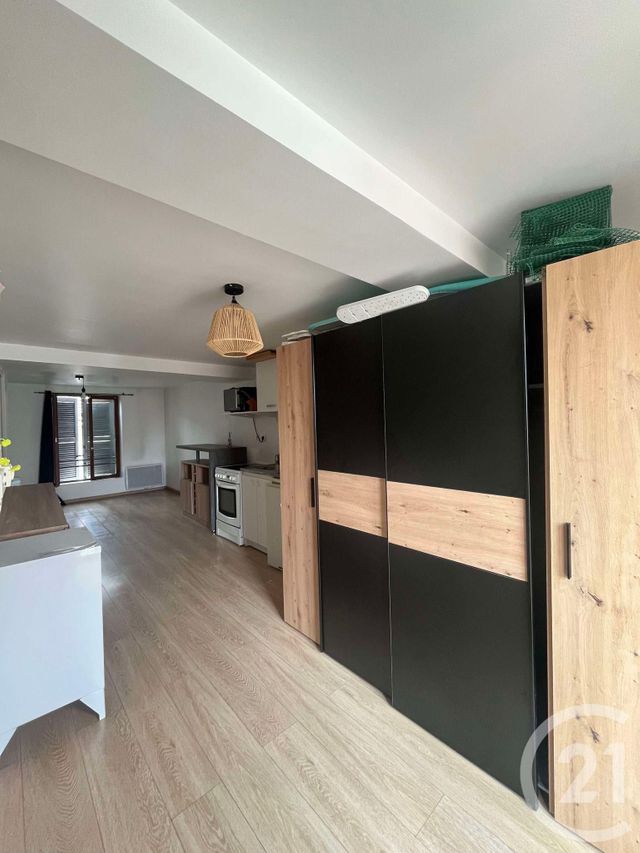 Appartement Studio à louer - 1 pièce - 31,82 m2 - Dammartin En Goele - 77 - ILE-DE-FRANCE