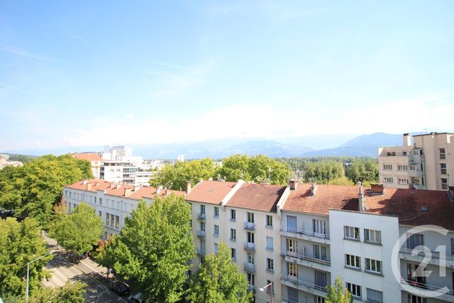 Appartement T4 à louer - 4 pièces - 82,79 m2 - Grenoble - 38 - RHONE-ALPES