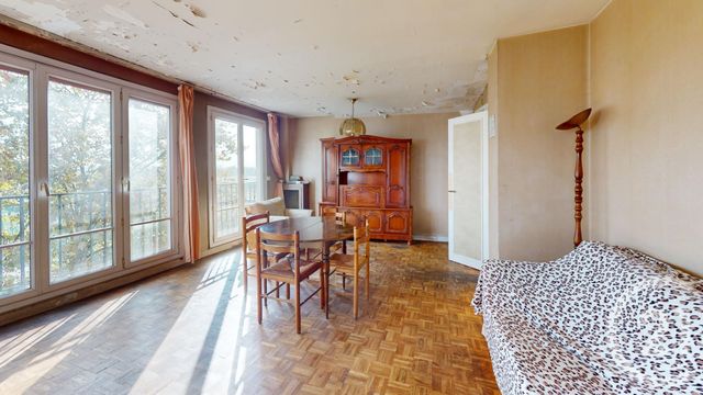 Appartement F4 à vendre - 4 pièces - 76 m2 - Aubervilliers - 93 - ILE-DE-FRANCE