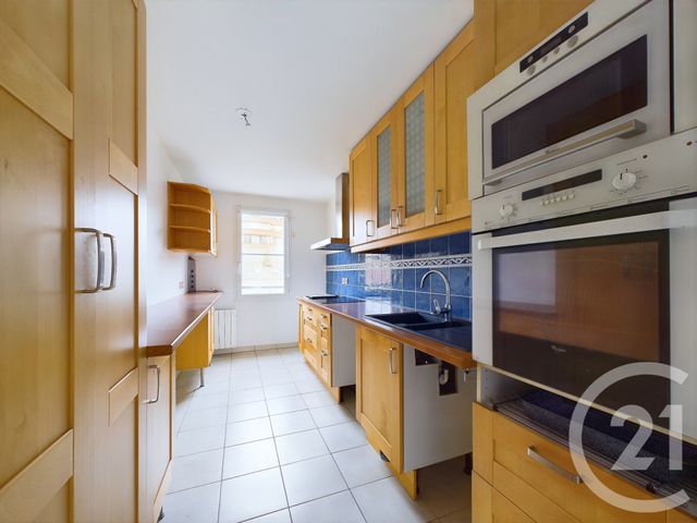 Appartement F3 à vendre - 3 pièces - 65,19 m2 - Trappes - 78 - ILE-DE-FRANCE