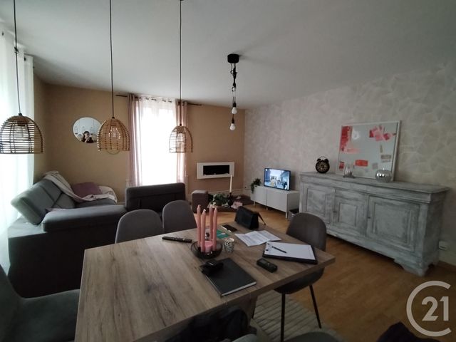 Appartement F4 à vendre - 5 pièces - 105 m2 - Hericourt - 70 - FRANCHE-COMTE