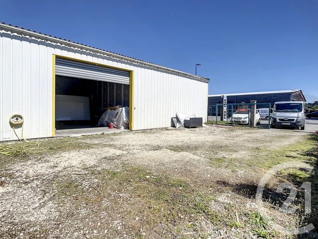 Bureaux à louer - 75.0 m2 - 33 - Gironde