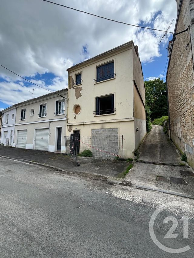Maison à vendre - 8 pièces - 140 m2 - Angouleme - 16 - POITOU-CHARENTES