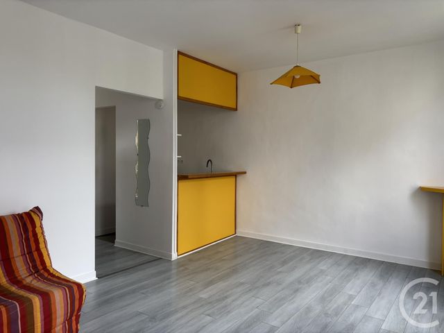 Appartement Studio à louer - 1 pièce - 30,55 m2 - Angouleme - 16 - POITOU-CHARENTES