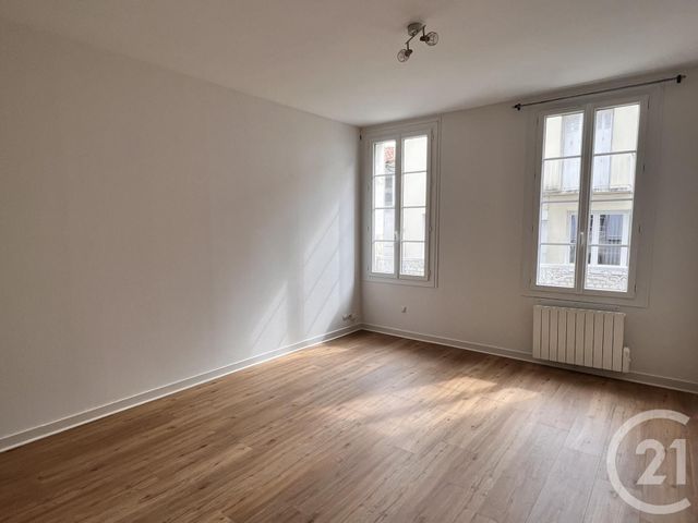 Appartement Studio à louer - 1 pièce - 23,65 m2 - Angouleme - 16 - POITOU-CHARENTES