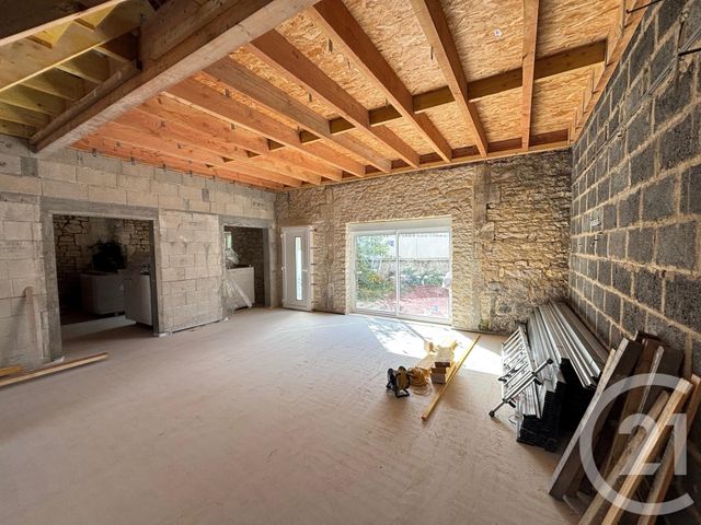 Maison à vendre - 8 pièces - 250 m2 - Ruelle Sur Touvre - 16 - POITOU-CHARENTES