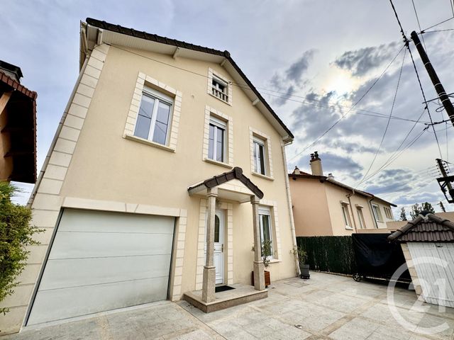 Maison à vendre - 8 pièces - 160,40 m2 - Montfermeil - 93 - ILE-DE-FRANCE