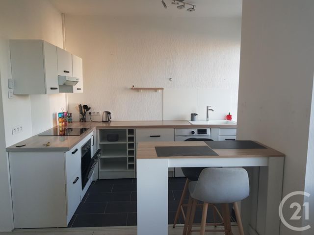 Appartement T3 à louer - 3 pièces - 55,48 m2 - Fougeres - 35 - BRETAGNE