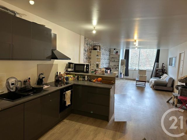 Appartement T3 à vendre - 3 pièces - 83,04 m2 - Fougeres - 35 - BRETAGNE