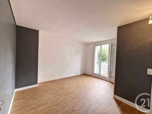 Appartement F1 à Vendre - 1 Pièce - 30,61 M2 - Noisy Le Grand - 93 ...