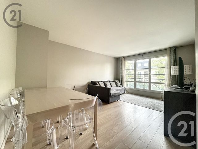 Appartement F3 à vendre - 3 pièces - 56,43 m2 - Noisy Le Grand - 93 - ILE-DE-FRANCE