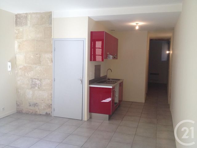 Appartement F2 à louer - 2 pièces - 42,25 m2 - Sommieres - 30 - LANGUEDOC-ROUSSILLON