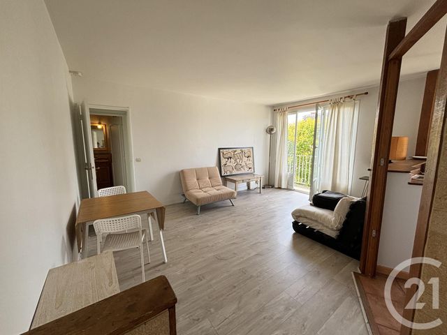 Appartement F2 à louer - 2 pièces - 44,51 m2 - Rueil Malmaison - 92 - ILE-DE-FRANCE