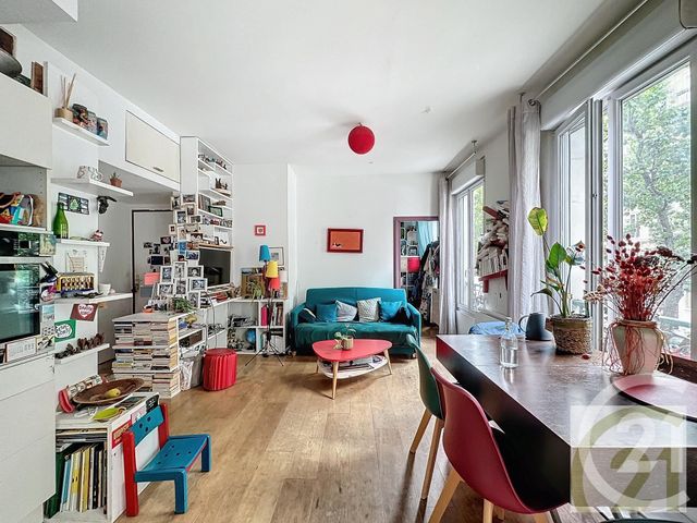 Appartement F3 à vendre - 3 pièces - 48,60 m2 - Paris - 75018 - ILE-DE-FRANCE