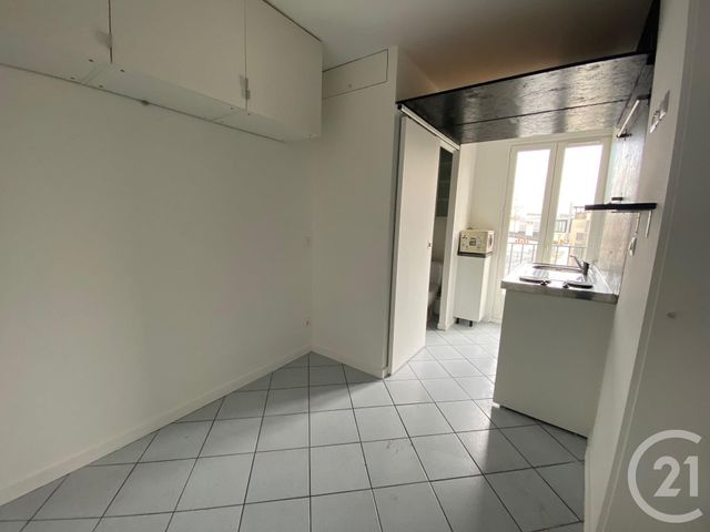 Appartement Studio à louer - 1 pièce - 10,10 m2 - Paris - 75018 - ILE-DE-FRANCE