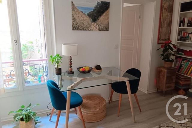 Appartement F2 à vendre - 2 pièces - 30,50 m2 - Paris - 75018 - ILE-DE-FRANCE