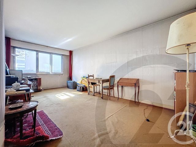 Appartement F4 à vendre - 4 pièces - 81 m2 - Paris - 75018 - ILE-DE-FRANCE