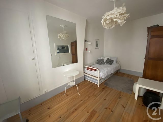 Appartement Studio à louer - 1 pièce - 20,14 m2 - Paris - 75018 - ILE-DE-FRANCE