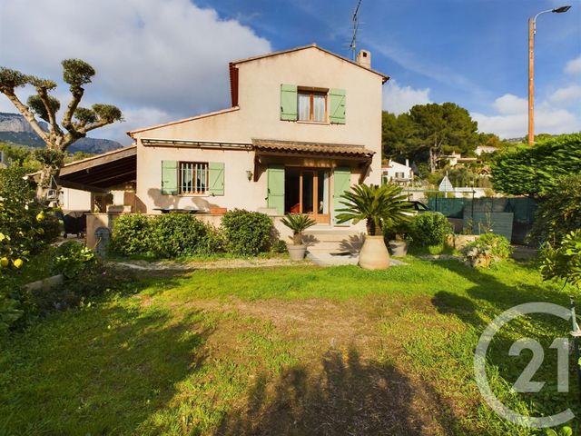 Maison à vendre LE REVEST LES EAUX