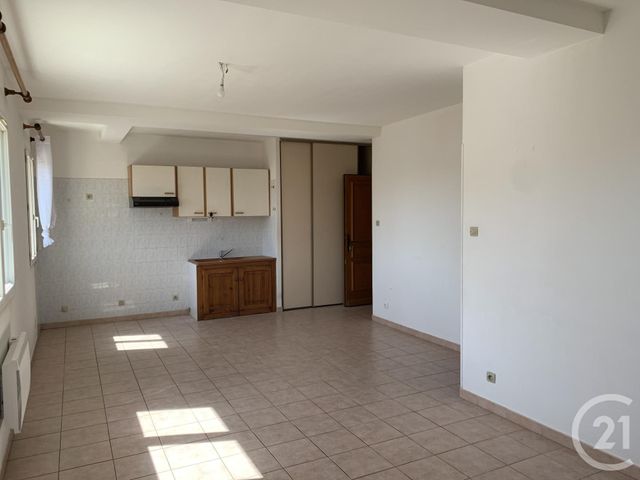 Appartement F2 à louer - 2 pièces - 55 m2 - Cavillargues - 30 - LANGUEDOC-ROUSSILLON