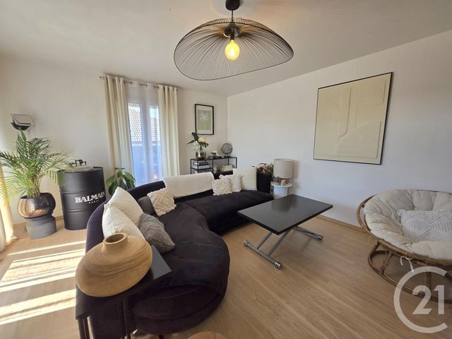 Appartement à vendre - 3 pièces - 69,09 m2 - Evry - 91 - ILE-DE-FRANCE