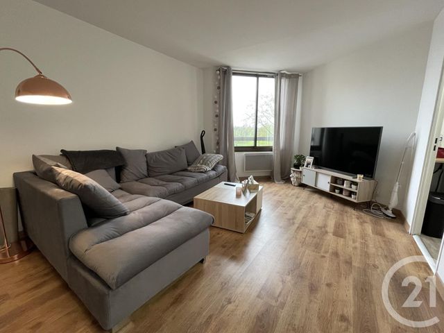 Appartement F2 à vendre - 2 pièces - 55,37 m2 - Evry - 91 - ILE-DE-FRANCE