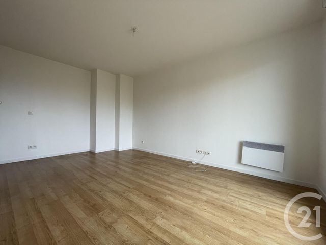 Appartement F2 à louer - 2 pièces - 37,38 m2 - Evry - 91 - ILE-DE-FRANCE